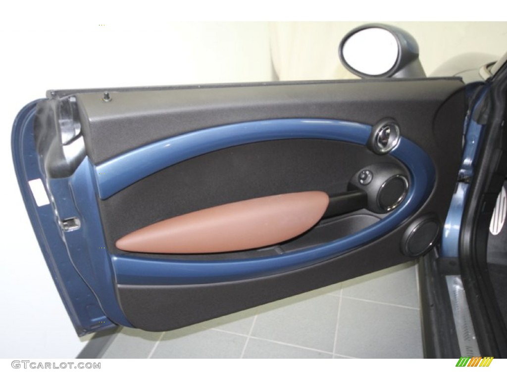 2009 Mini Cooper S Convertible Lounge Hot Chocolate Leather Door Panel Photo #61922323