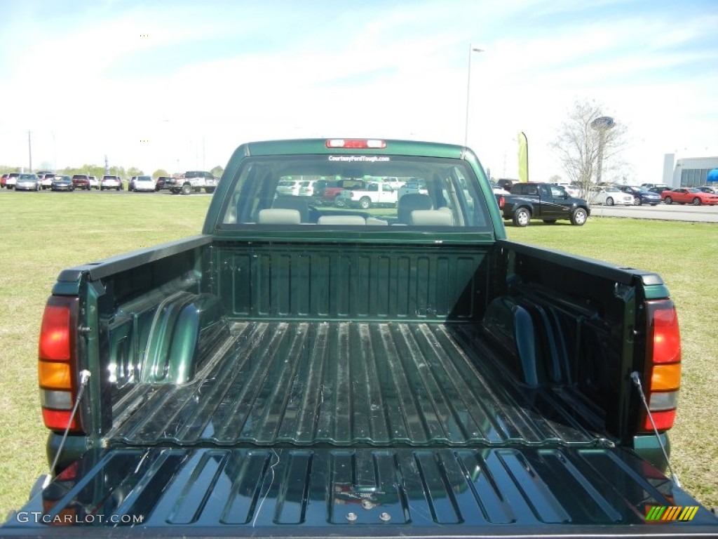 2006 Sierra 1500 SL Crew Cab - Polo Green Metallic / Neutral photo #4