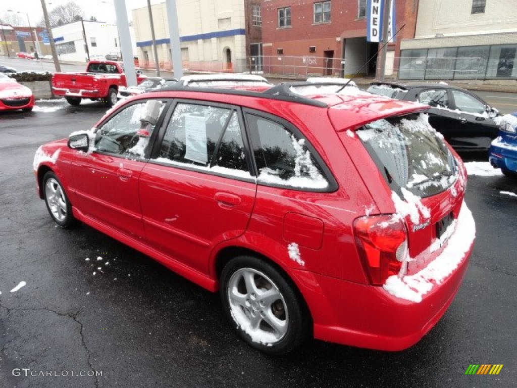 2002 Protege 5 Wagon - Classic Red / Off Black photo #3