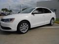 Candy White - Jetta SE Sedan Photo No. 3