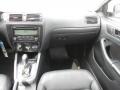 Candy White - Jetta SE Sedan Photo No. 19