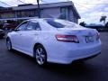 Super White - Camry SE Photo No. 8