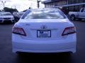 Super White - Camry SE Photo No. 9