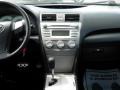 Super White - Camry SE Photo No. 19
