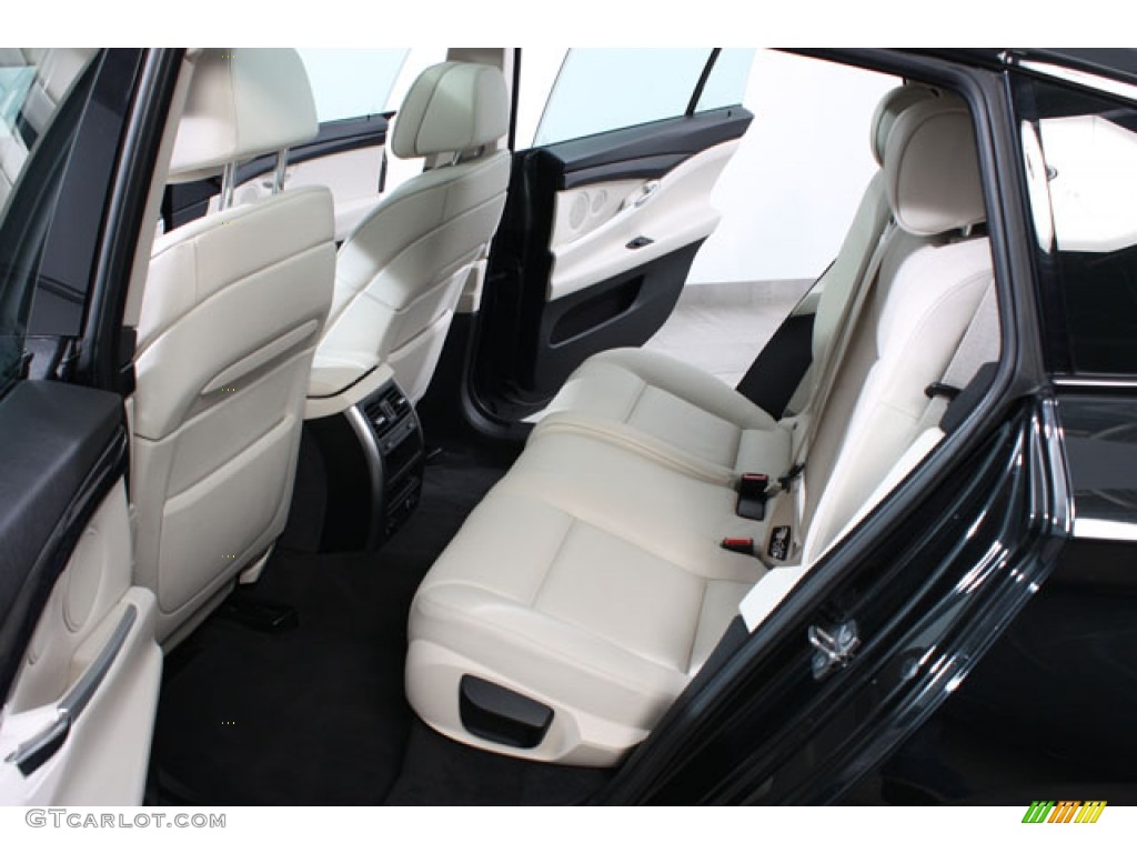 2010 BMW 5 Series 550i Gran Turismo Rear Seat Photo #61927891