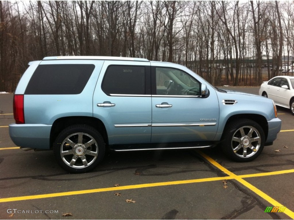 Celestial Blue Metallic 2011 Cadillac Escalade Luxury AWD Exterior Photo #61931539