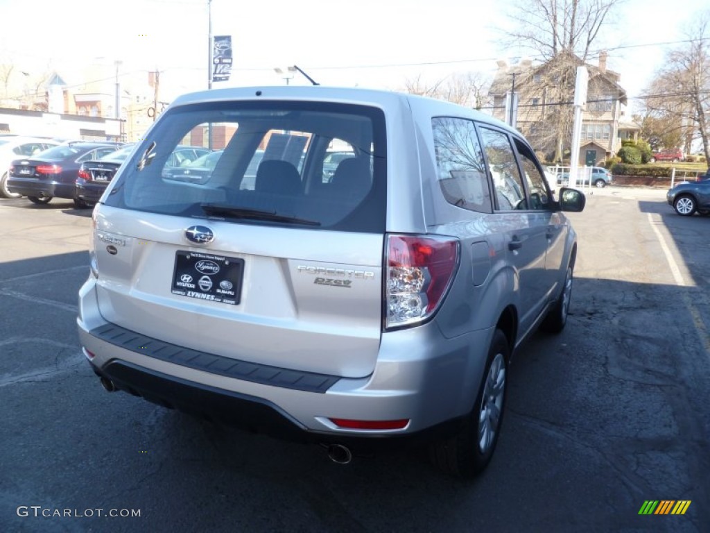 2009 Forester 2.5 X - Spark Silver Metallic / Black photo #3