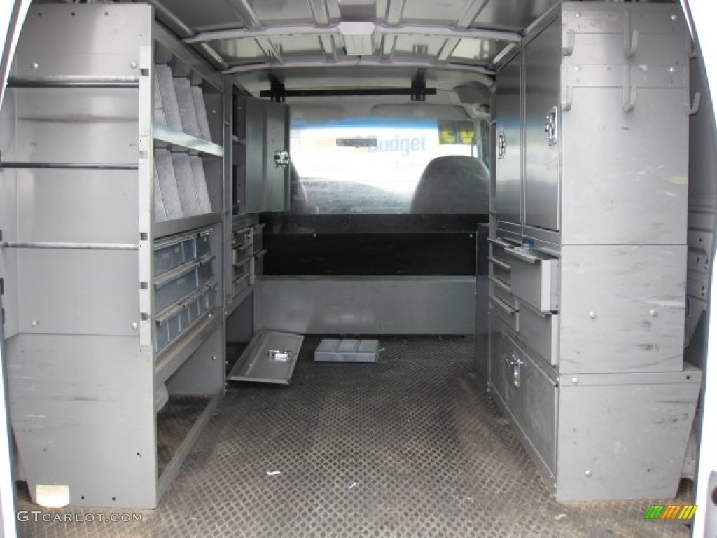 2003 E Series Van E350 Super Duty Cargo - Oxford White / Medium Flint photo #7