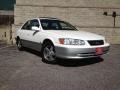 Super White 2001 Toyota Camry LE