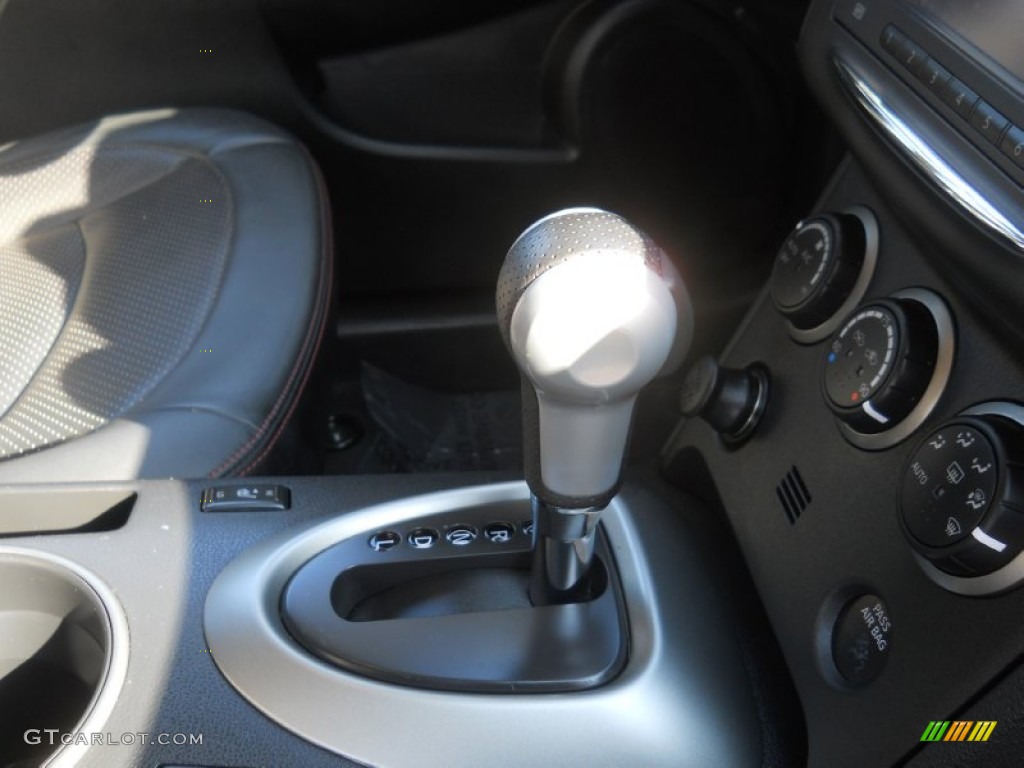 2011 Rogue SL AWD - Gotham Gray Metallic / Black photo #19