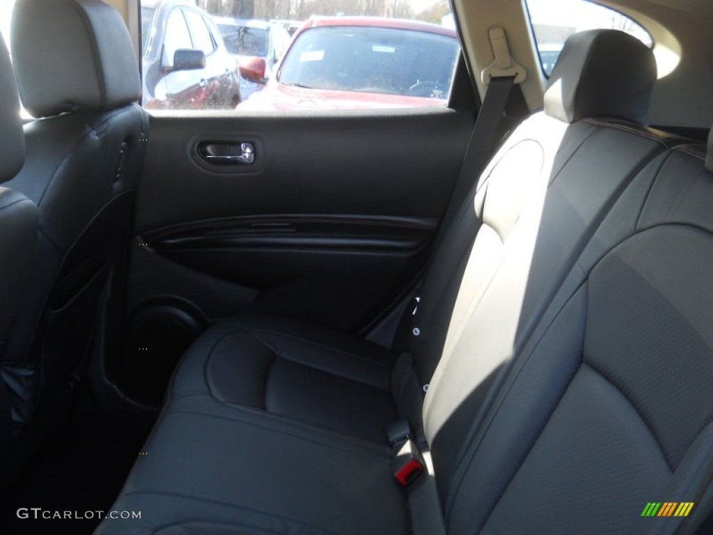 2011 Rogue SL AWD - Gotham Gray Metallic / Black photo #22