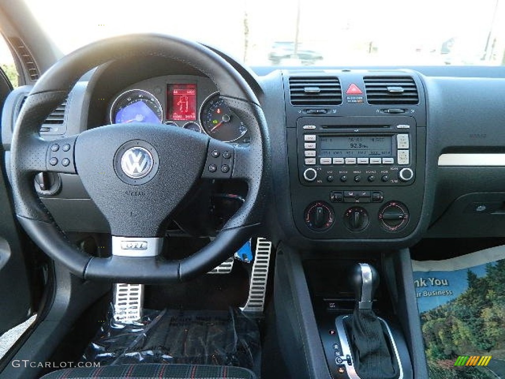 2008 Volkswagen GTI 2 Door Interlagos Plaid Cloth Dashboard Photo #61937616