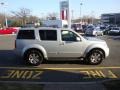 Silver Lightning - Pathfinder SE 4x4 Photo No. 9