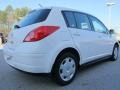 Fresh Powder - Versa 1.8 S Hatchback Photo No. 5