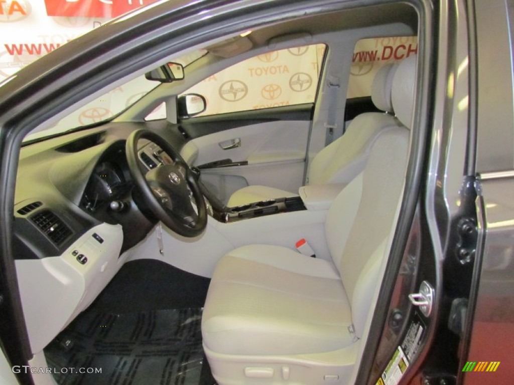 2010 Venza I4 - Magnetic Gray Metallic / Gray photo #14