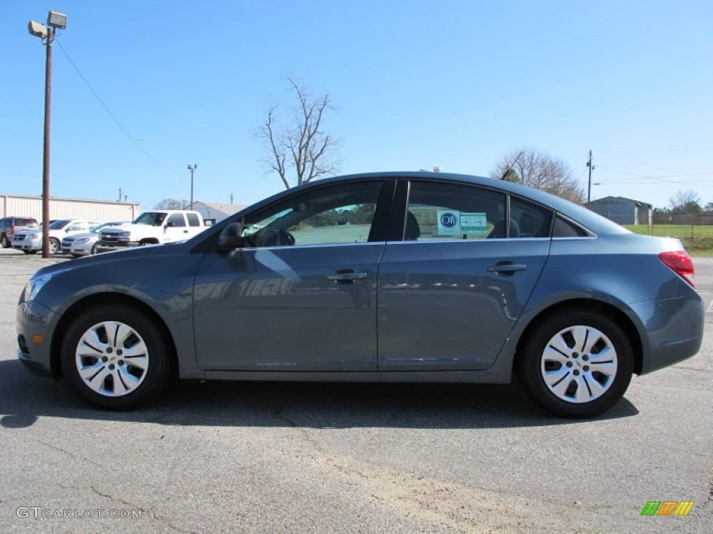 2012 Cruze LS - Blue Granite Metallic / Jet Black/Medium Titanium photo #4