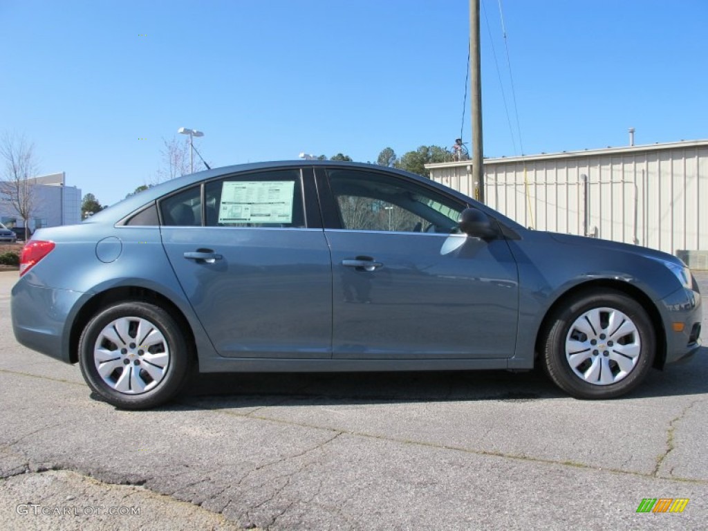 2012 Cruze LS - Blue Granite Metallic / Jet Black/Medium Titanium photo #8