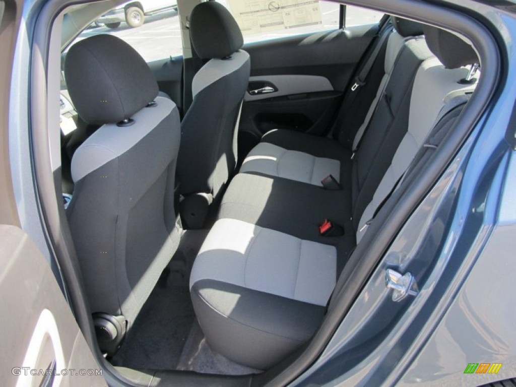 2012 Cruze LS - Blue Granite Metallic / Jet Black/Medium Titanium photo #11