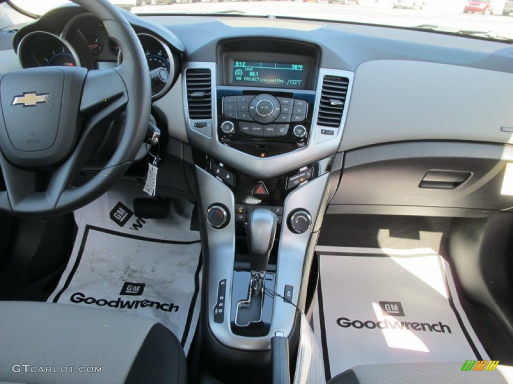 2012 Cruze LS - Blue Granite Metallic / Jet Black/Medium Titanium photo #13