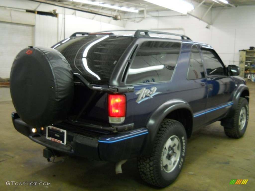 2002 Blazer LS ZR2 4x4 - Indigo Blue Metallic / Medium Gray photo #2