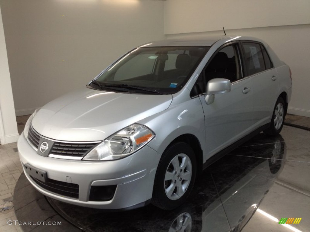 2008 Versa 1.8 S Sedan - Brilliant Silver / Charcoal photo #1