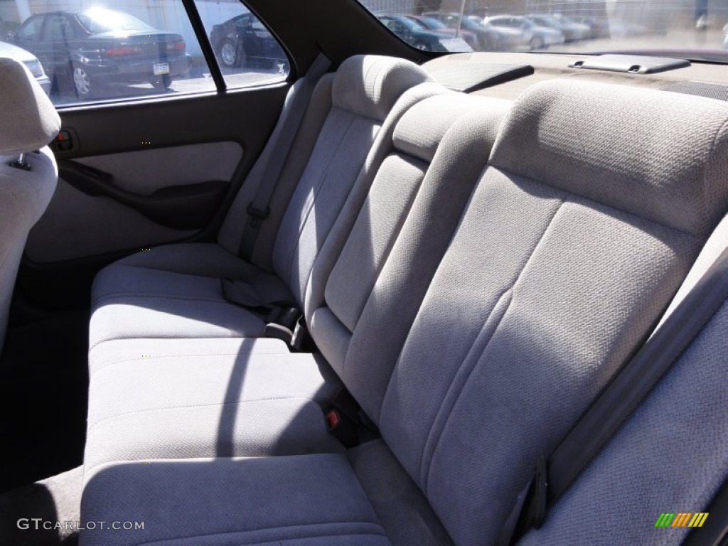 1996 Camry LE Sedan - Ruby Red Pearl / Beige photo #25