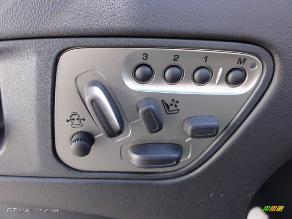 2007 Jaguar XK XK8 Coupe Controls Photo #61952420