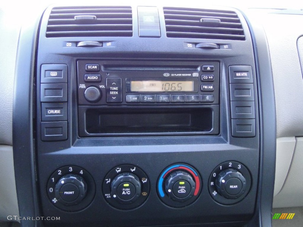 2004 Sedona LX - Sage Green / Beige photo #20