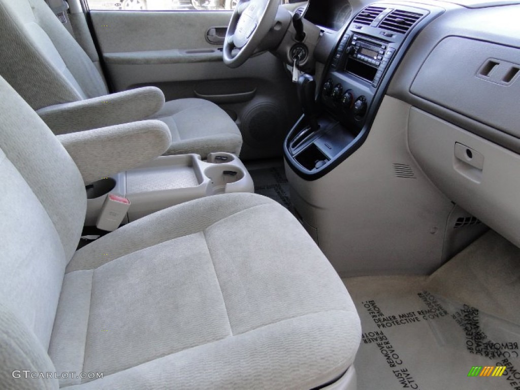 2004 Sedona LX - Sage Green / Beige photo #22