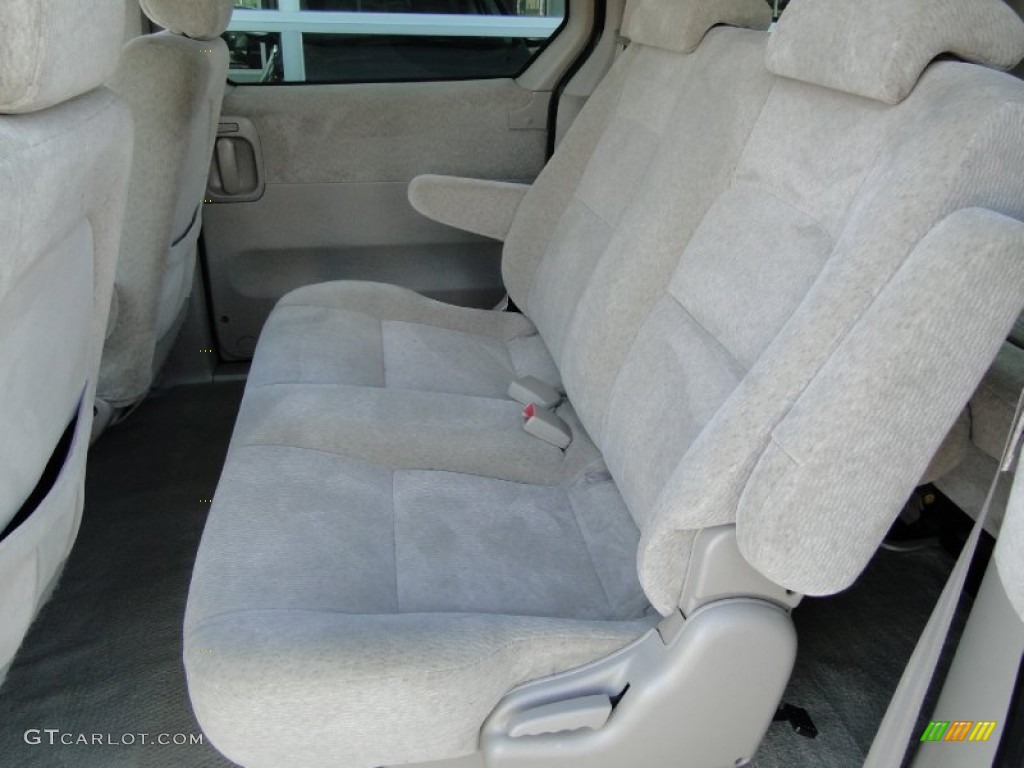 2004 Sedona LX - Sage Green / Beige photo #26