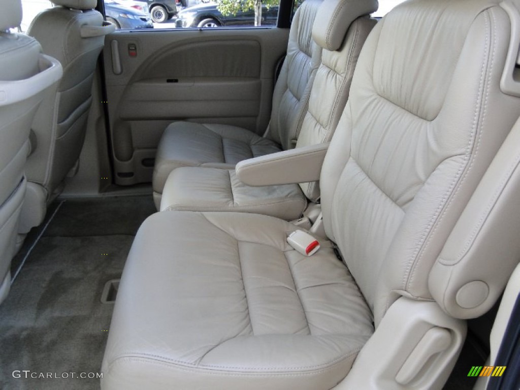 2010 Honda Odyssey Touring Rear Seat Photo #61953677
