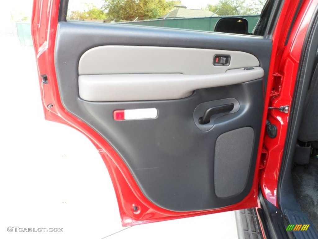 2002 Tahoe LS - Victory Red / Graphite/Medium Gray photo #31