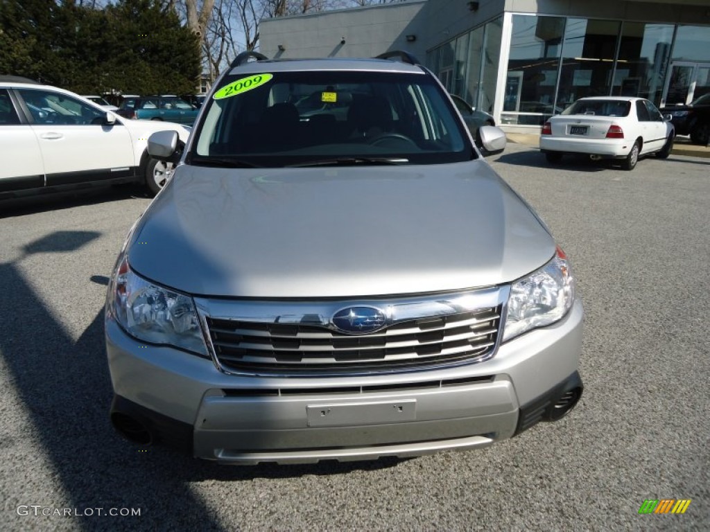 2009 Forester 2.5 X Premium - Spark Silver Metallic / Black photo #3