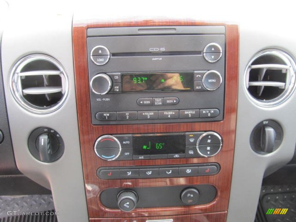 2008 Ford F150 Lariat SuperCab 4x4 Controls Photo #61956239