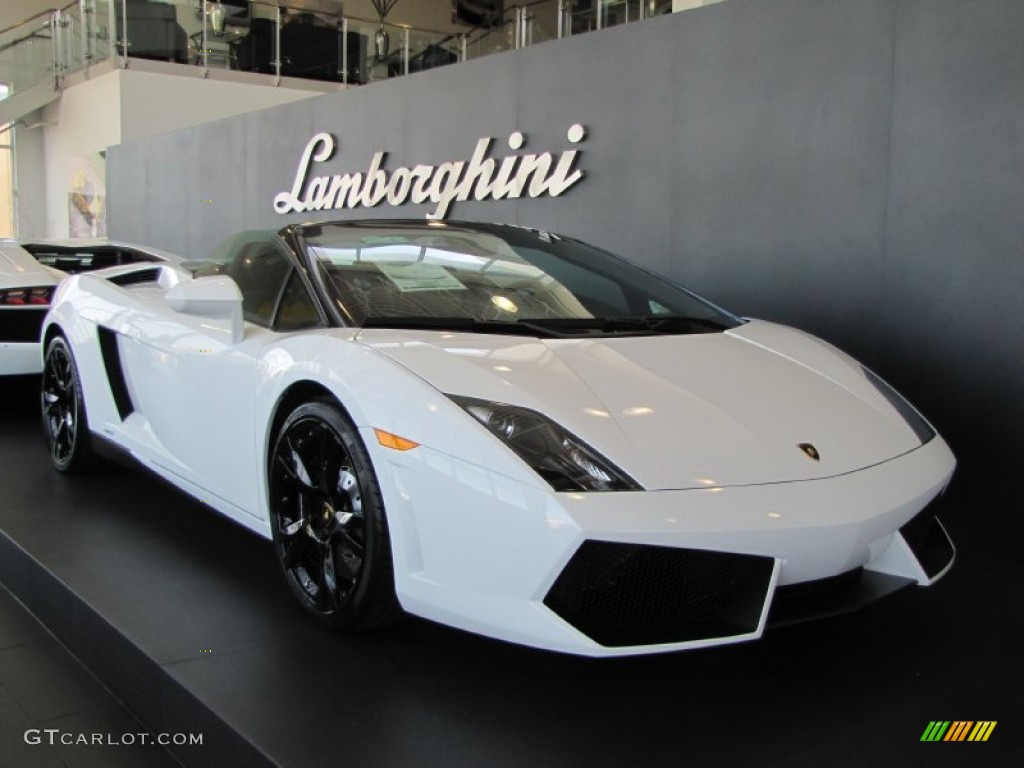 Bianco Monocerus Lamborghini Gallardo