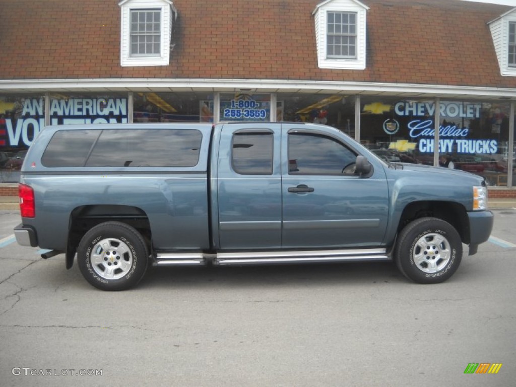 2008 Silverado 1500 LT Extended Cab 4x4 - Blue Granite Metallic / Ebony photo #2