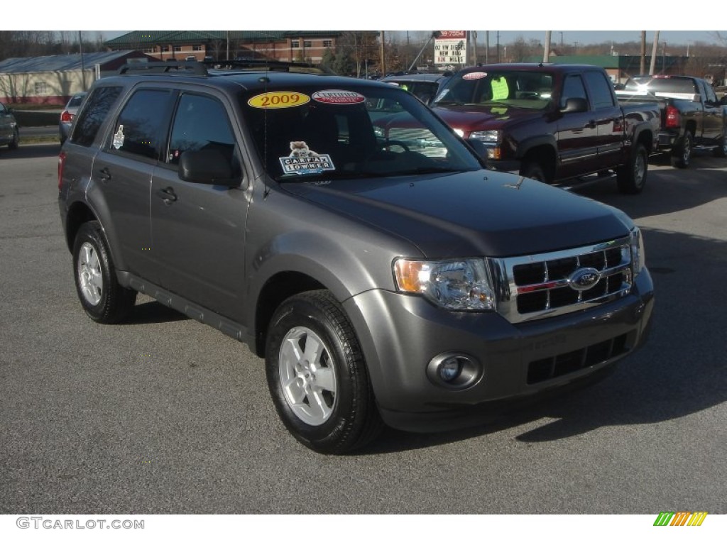 2009 Escape XLT - Sterling Grey Metallic / Charcoal photo #1