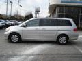 2009 Silver Pearl Metallic Honda Odyssey EX  photo #8