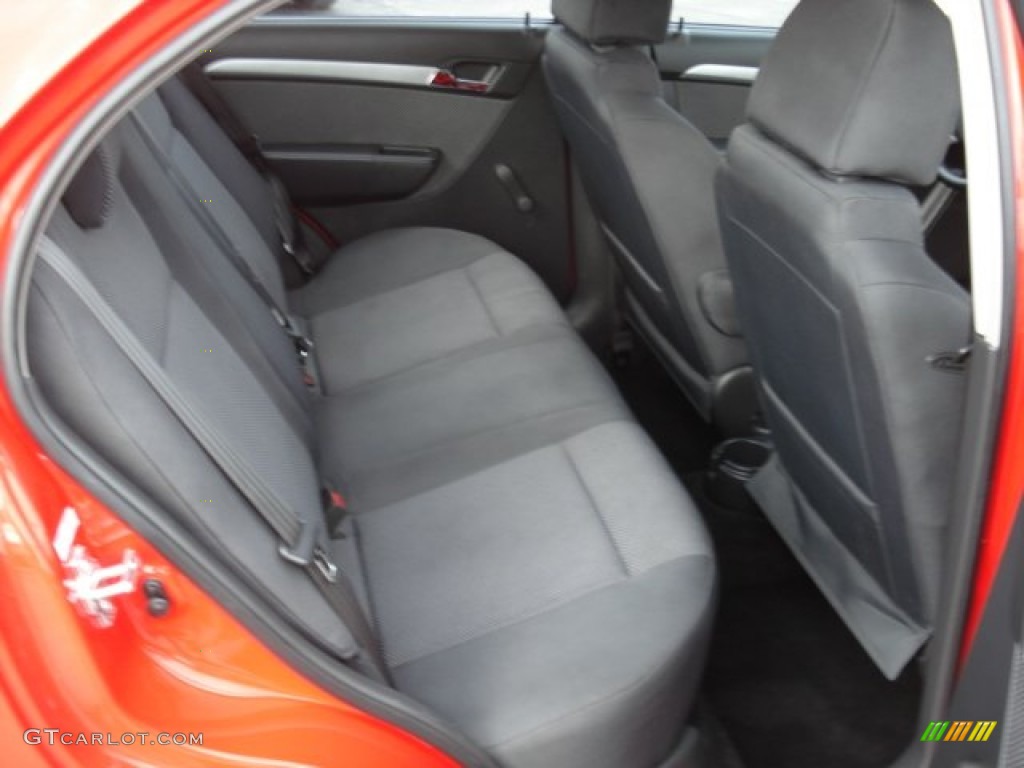 2010 Aveo LT Sedan - Victory Red / Charcoal photo #15