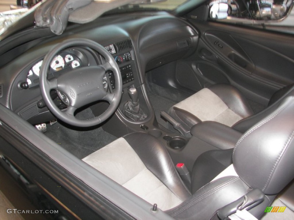 Dark Charcoal/Medium Graphite Interior 2003 Ford Mustang Cobra Convertible Photo #61967421