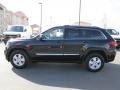 2011 Brilliant Black Crystal Pearl Jeep Grand Cherokee Laredo 4x4  photo #4