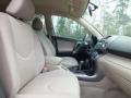 Super White - RAV4 I4 Photo No. 25