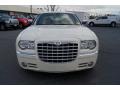 Cool Vanilla - 300 C HEMI Photo No. 7