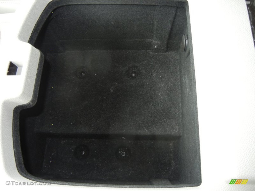 2009 Tahoe LTZ - White Diamond Tricoat / Light Titanium photo #29