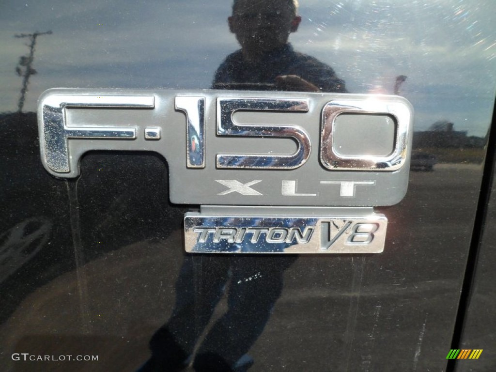 1998 Ford F150 XLT Regular Cab 4x4 Marks and Logos Photos