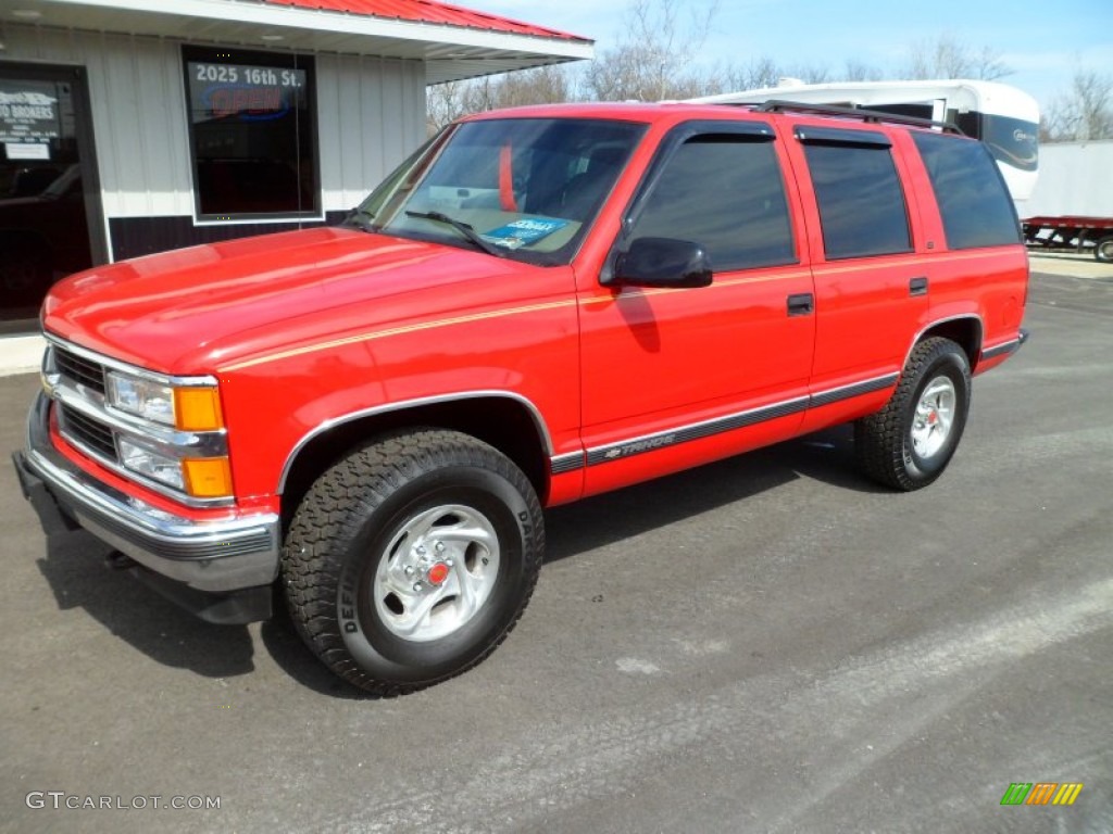 Victory Red 1999 Chevrolet Tahoe LT 4x4 Exterior Photo #61974939