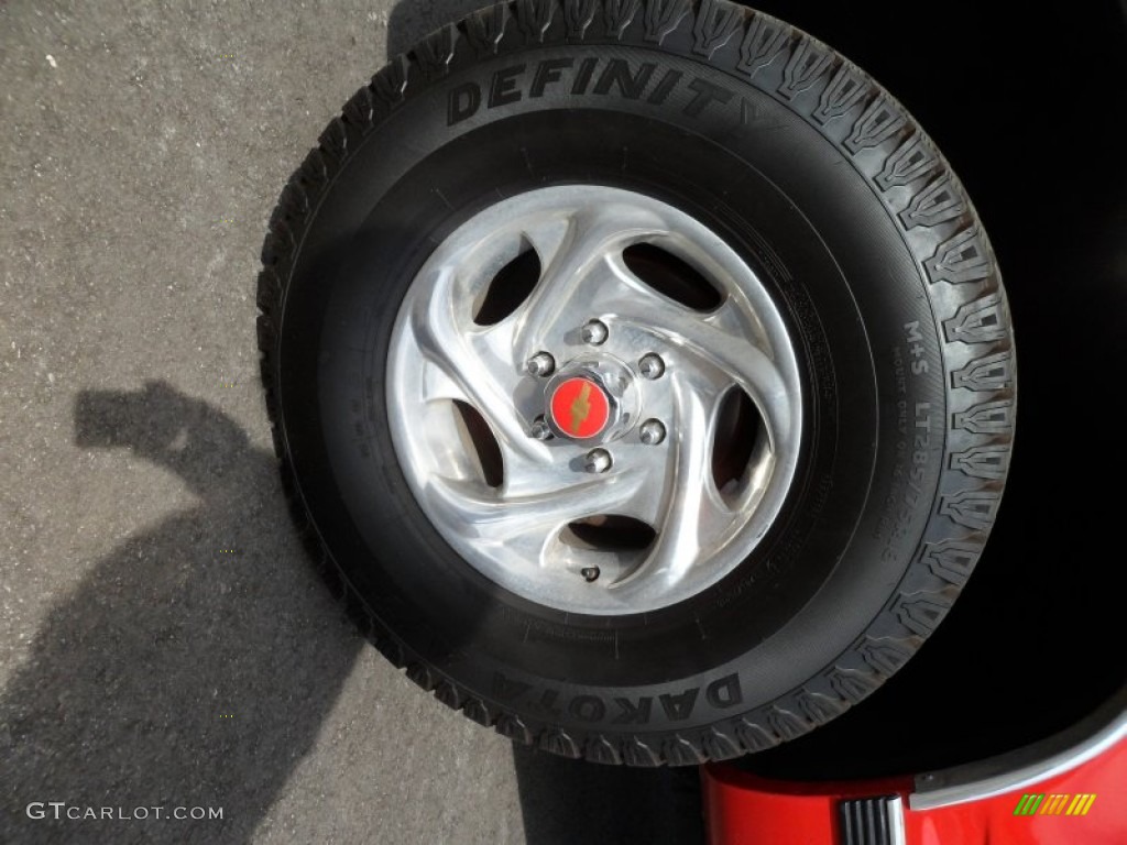 1999 Tahoe LT 4x4 - Victory Red / Neutral photo #9