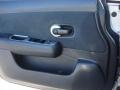 Brilliant Silver - Versa 1.8 S Hatchback Photo No. 14