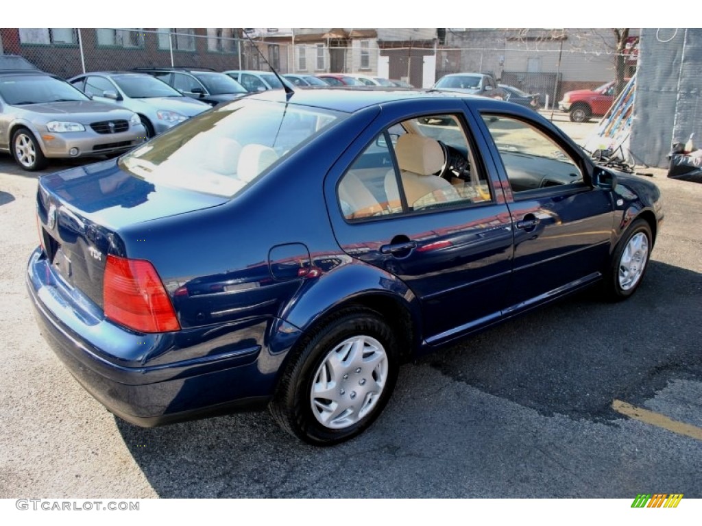 2001 Jetta GLS TDI Sedan - Galactic Blue / Beige photo #2