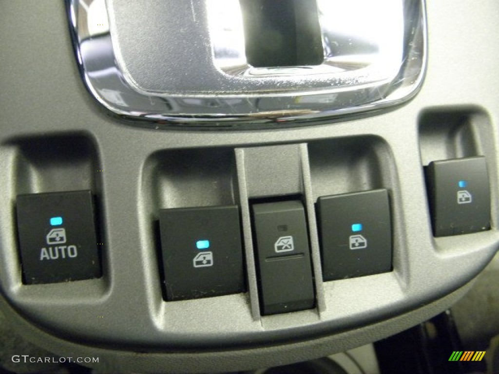 2009 Equinox LS - Deep Ruby Red Metallic / Light Gray photo #20